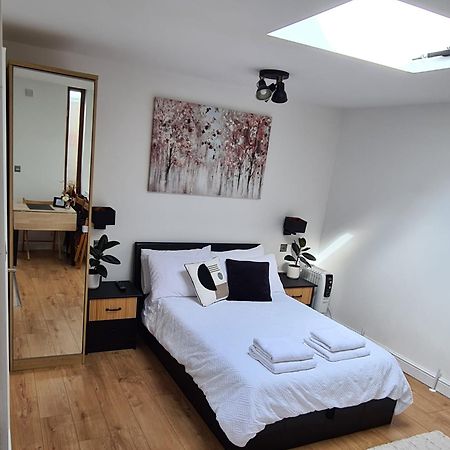 Canterbury Romantic Modern Home Goodnestone  Экстерьер фото