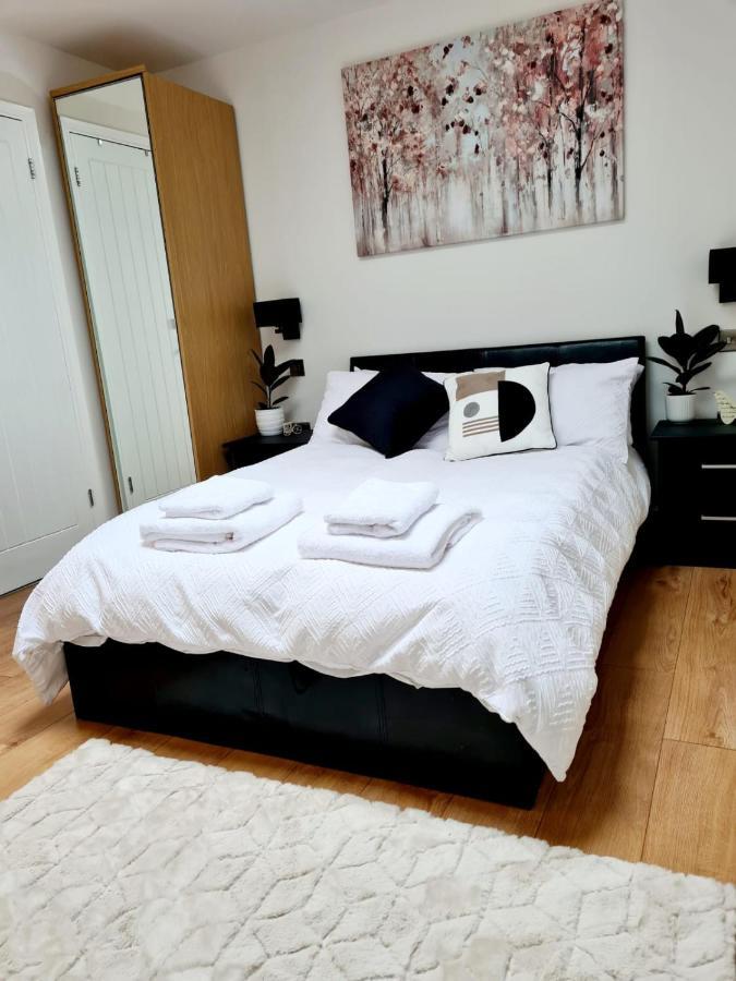 Canterbury Romantic Modern Home Goodnestone  Экстерьер фото