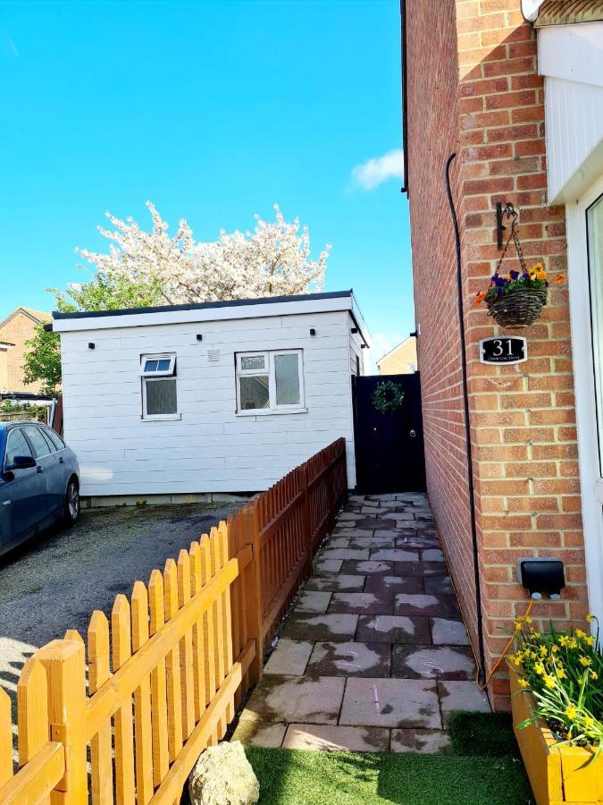 Canterbury Romantic Modern Home Goodnestone  Экстерьер фото